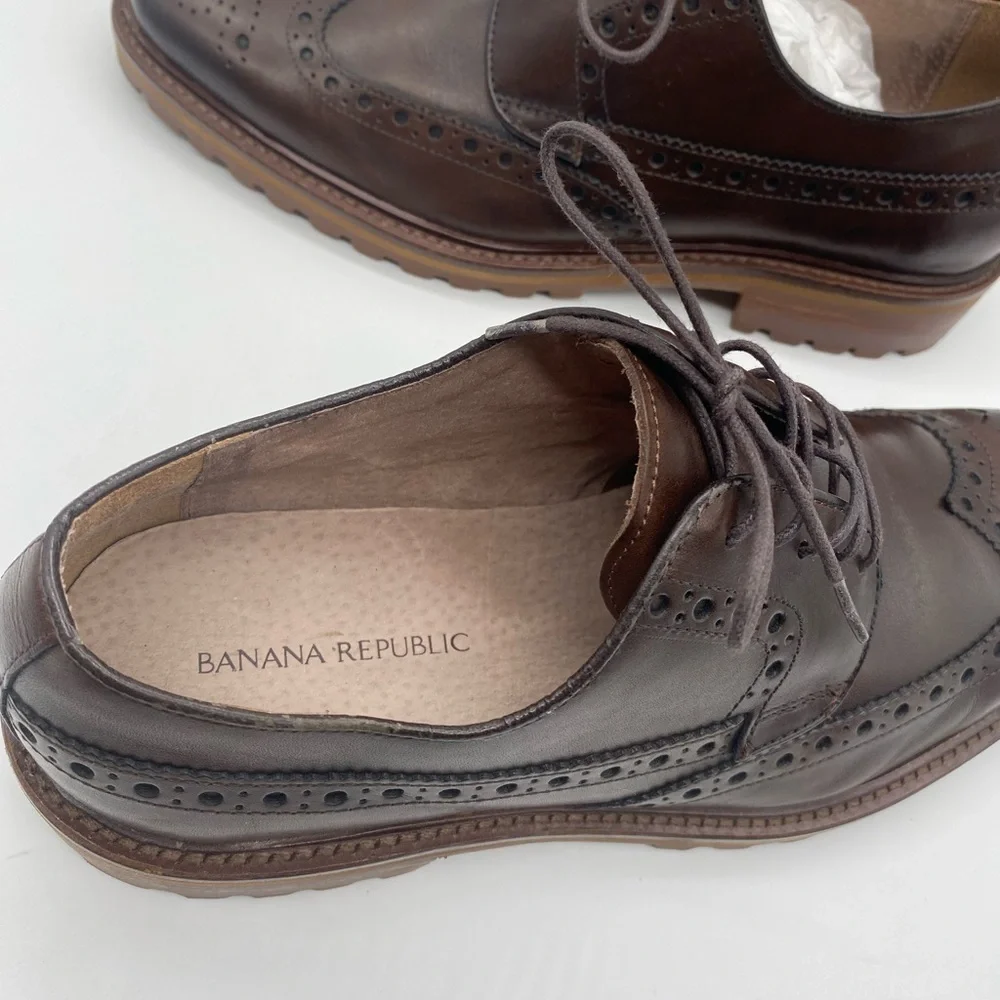 Banana Republic - Men - BROGUE OXFORD DRESS SHOE - Size 81/2 M